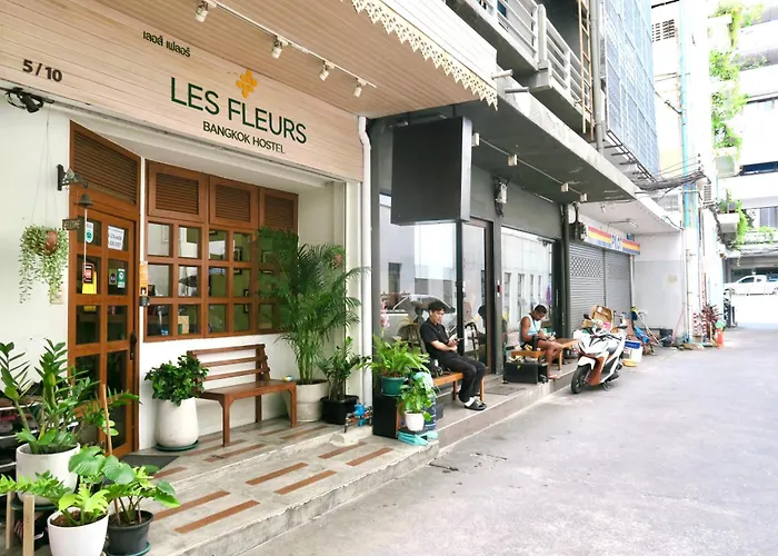 Les Fleurs ゲストハウス 2*